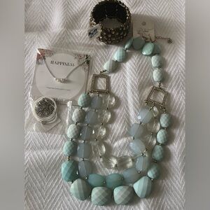 Fashion jewelry lot of 4